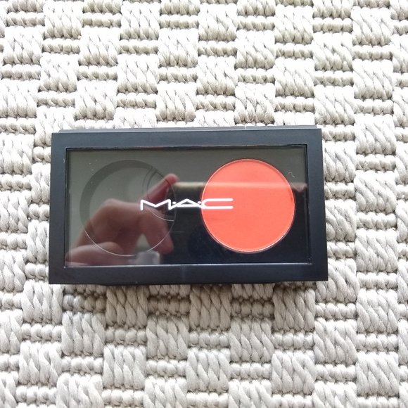 MAC Compact - Picture 1 of 2